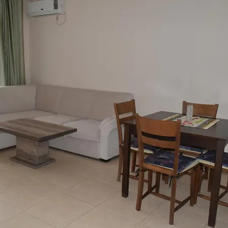 Apartman Apartcomplex Rich 3 Ravda